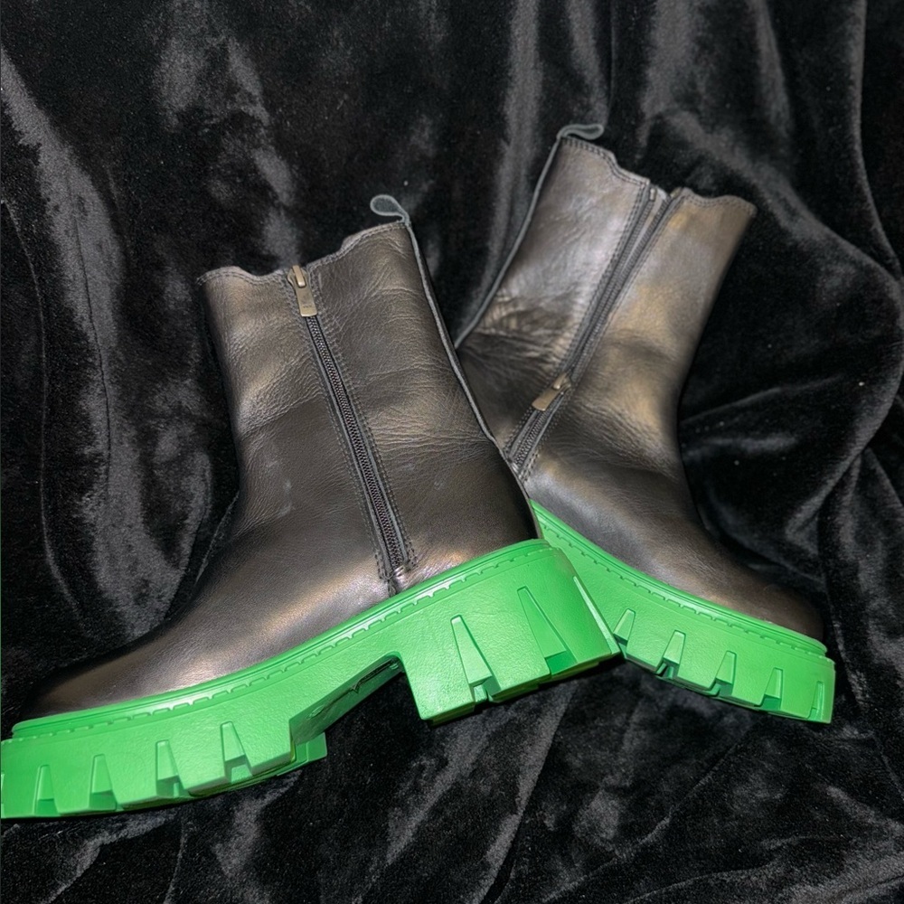 Steve Madden Charges Black/green NEW* - Picture 4 of 8